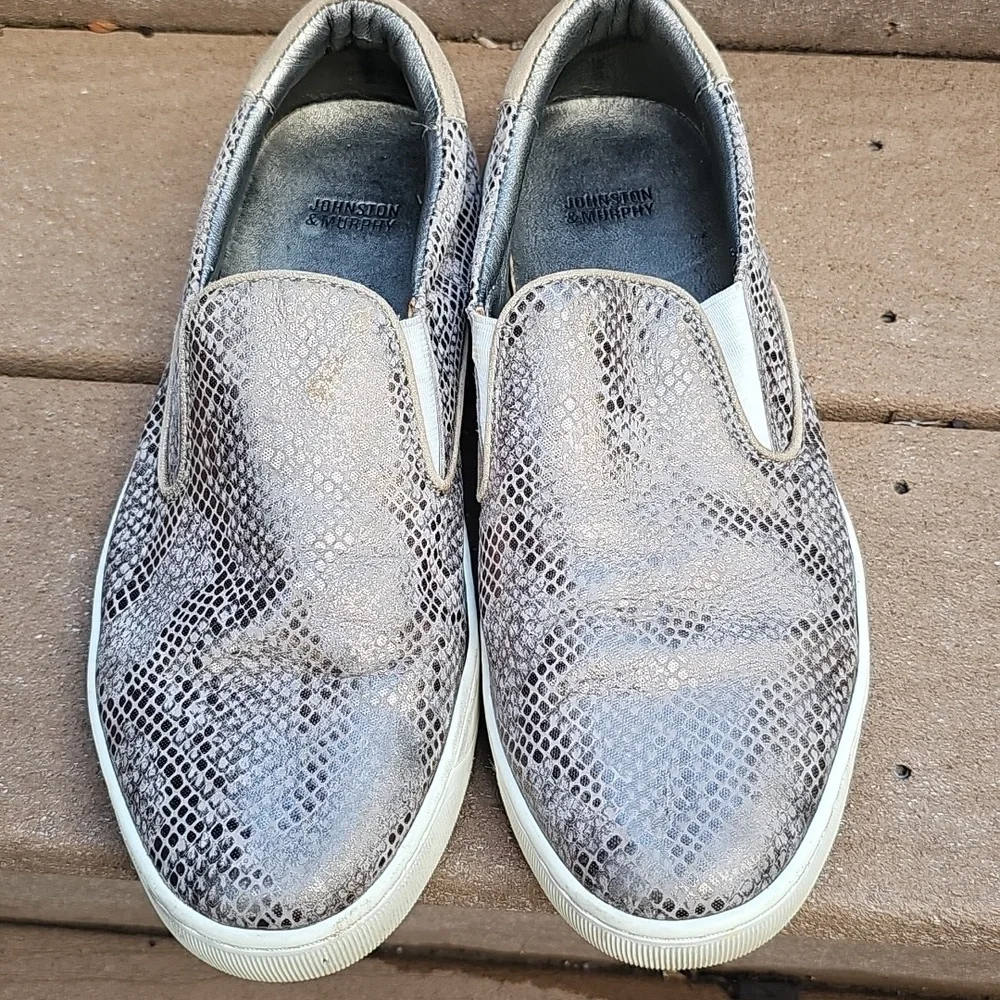 Johnston & Murphy Elaine Metallic Snakeprint Suede Slip-on Loafers 8